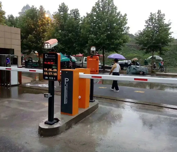 门禁考勤、停车场道闸、通道闸、一卡通、楼宇对讲、停车系统