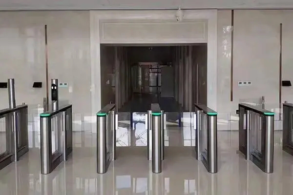 门禁考勤、停车场道闸、通道闸、一卡通、楼宇对讲、停车系统